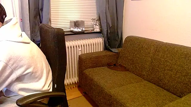 ChefDeLust online show from December 20, 2025, 3:30 pm