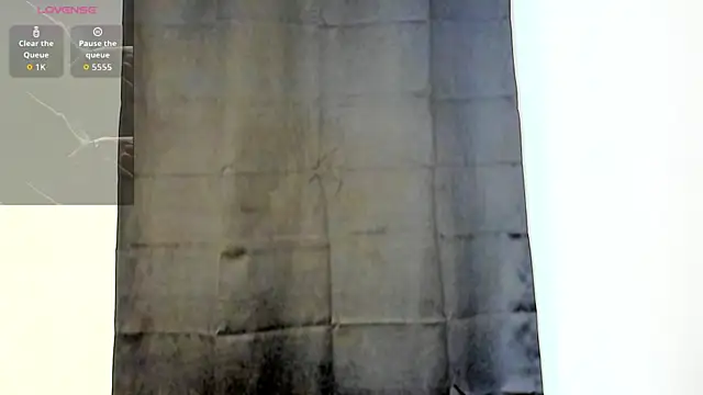 zarek lux online show from September 17, 2025, 12:51 pm