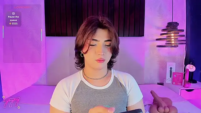 Creamy Angelo online show from May 31, 2026, 9:49 pm