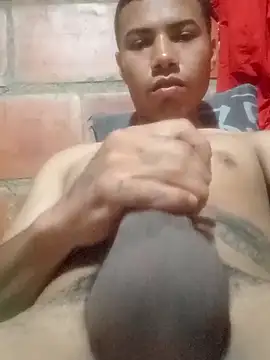 eldelmienbrogrueso online show from September 8, 2025, 2:38 pm