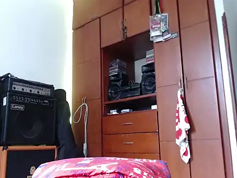 Diego  Barbarie   online show from November 4, 2025, 8:08 pm