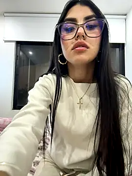 Victoria alson online show from December 19, 2025, 1:45 am