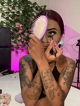 Snapshot of Dirty_isabella18 chatting on April 6, 2026, 9:27 pm Dirty isabella18 online show from April 6, 2026, 9:27 pm