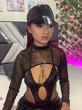 Snapshot of Dirty_isabella18 chatting on April 11, 2026, 1:43 am Dirty isabella18 online show from April 11, 2026, 1:43 am