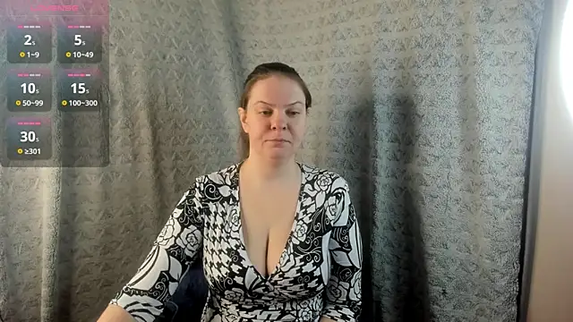 MiaLores online show from February 17, 2026, 10:01 am