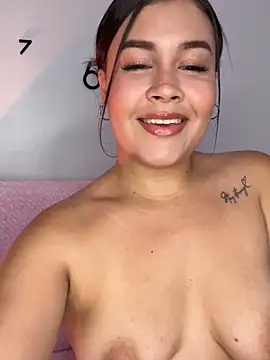 Snapshot of Bella-kim- chatting on September 13, 2025, 10:31 pm Bella-kim- online show from September 13, 2025, 10:31 pm