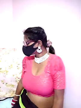 Mohini Josh069 online show from November 17, 2025, 12:55 pm