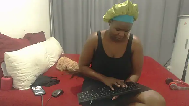 Snapshot of Samantha2012 chatting on September 30, 2025, 1:38 pm Samantha2012 online show from September 30, 2025, 1:38 pm