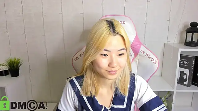 Aisi 18 online show from November 15, 2025, 12:30 am