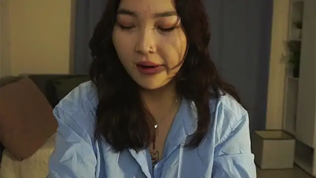 ColettaMejias online show from November 13, 2025, 7:57 pm