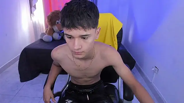 Aron Boyy online show from February 16, 2026, 5:53 pm