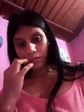 chiquitaputa online show from February 13, 2026, 3:13 am