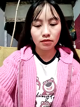   Sasulq   online show from November 5, 2025, 3:39 am