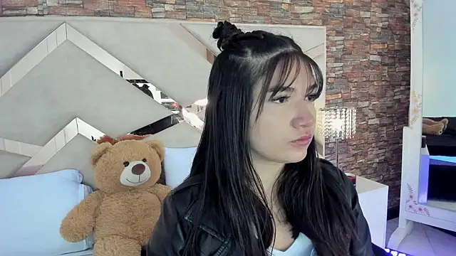 Valery Brand online show from September 18, 2025, 11:56 am