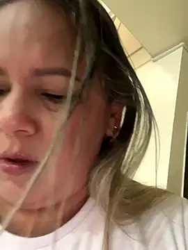 Lucy Milf 474 online show from September 10, 2025, 11:54 am