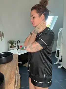 AmyStone   online show from March 22, 2026, 10:29 am