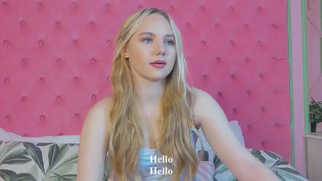 Sky Cutie online show from September 21, 2025, 4:47 am