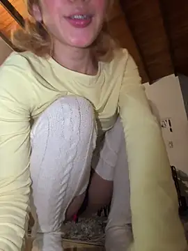 SweetBunnyGF online show from April 24, 2026, 3:31 am