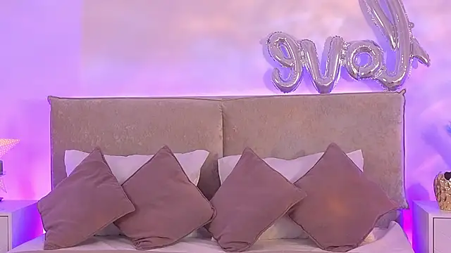 Snapshot of Jules_night chatting on March 7, 2026, 9:23 pm Jules night online show from March 7, 2026, 9:23 pm