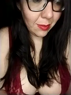 Snapshot of lucecitaxxx chatting on September 21, 2025, 5:42 am lucecitaxxx online show from September 21, 2025, 5:42 am