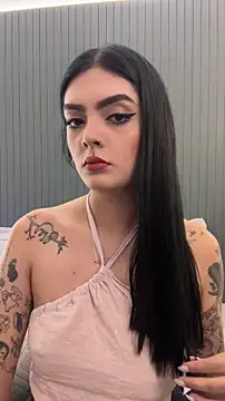 Snapshot of AliceRitter chatting on May 16, 2026, 11:14 pm AliceRitter online show from May 16, 2026, 11:14 pm