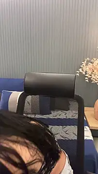 Snapshot of AliceRitter chatting on May 23, 2026, 1:11 am AliceRitter online show from May 23, 2026, 1:11 am