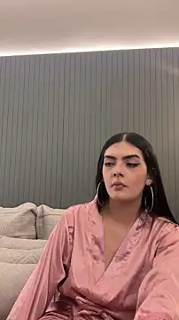 Snapshot of AliceRitter chatting on May 26, 2026, 9:44 pm AliceRitter online show from May 26, 2026, 9:44 pm