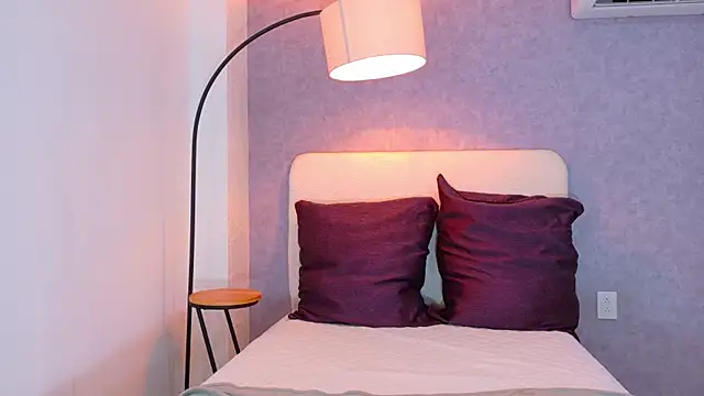 Snapshot of Tracielowe_w chatting on February 3, 2026, 7:41 pm Tracielowe w online show from February 3, 2026, 7:41 pm