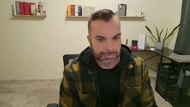 Snapshot of Ty_lerDavid chatting on October 21, 2025, 7:14 pm Ty lerDavid online show from October 21, 2025, 7:14 pm