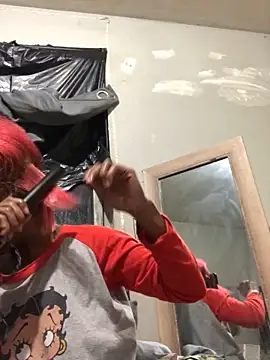 Tishrella6 online show from December 17, 2025, 5:02 am