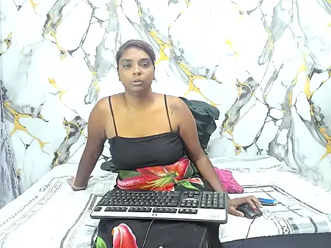 Snapshot of indianmystica694u chatting on January 19, 2026, 4:11 pm indianmystica694u online show from January 19, 2026, 4:11 pm