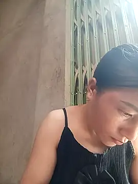 Snapshot of YAYAA-502 chatting on September 22, 2025, 3:30 am YAYAA-502 online show from September 22, 2025, 3:30 am