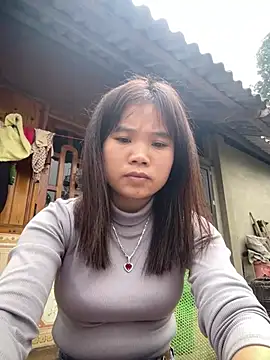 Ngoc-bbi online show from February 17, 2026, 5:04 am