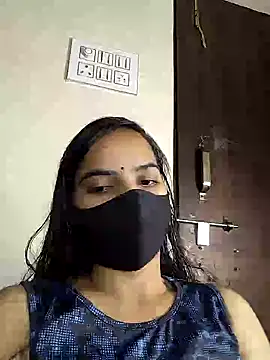 Snapshot of Savita2310 chatting on October 12, 2025, 6:07 pm Savita2310 online show from October 12, 2025, 6:07 pm