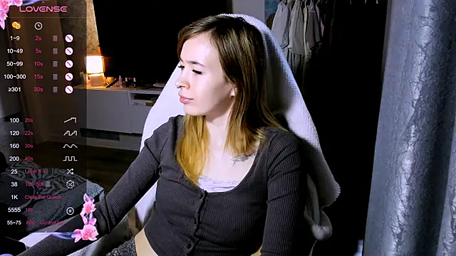 ZoyaMill online show from April 19, 2026, 7:29 am