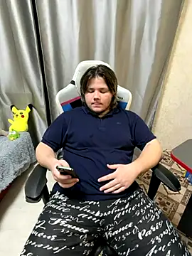 desiredude9 online show from November 15, 2025, 6:15 pm