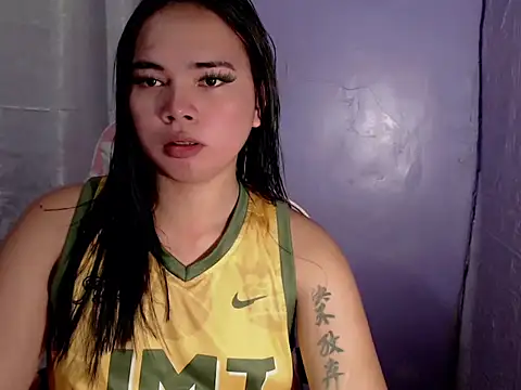 Snapshot of marincumxx chatting on October 4, 2025, 12:19 am marincumxx online show from October 4, 2025, 12:19 am