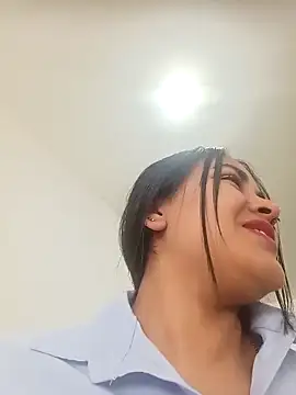 MAYE  13 online show from February 5, 2026, 12:32 pm