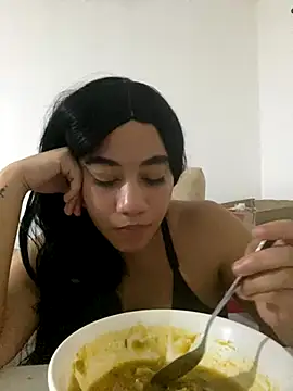 Snapshot of Kataleya_Monett chatting on September 18, 2025, 4:58 am Kataleya Monett online show from September 18, 2025, 4:58 am