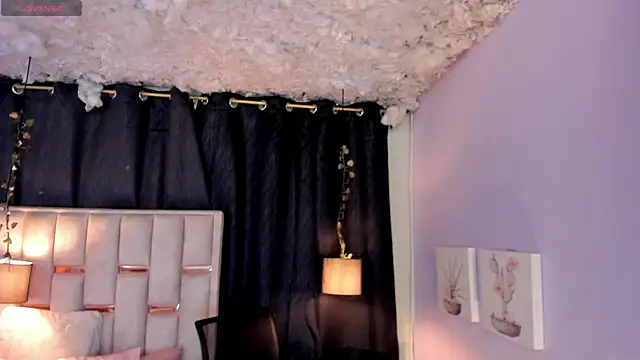 melody-rouss online show from November 27, 2025, 3:08 am