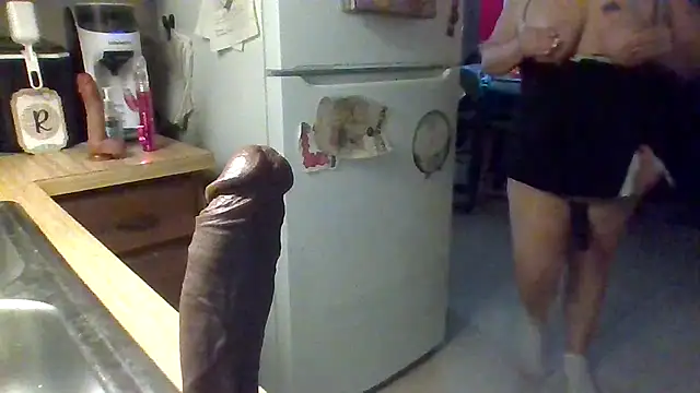 ScrawburryBBW online show from October 24, 2025, 3:47 am