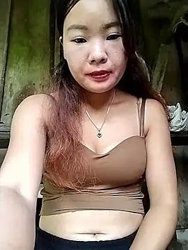 lylylove online show from September 28, 2025, 12:05 am