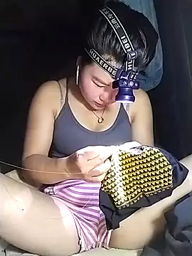 lylylove online show from February 17, 2026, 12:23 pm