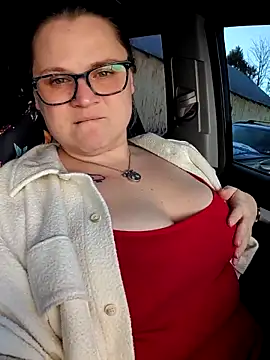 Jessieb902020 online show from February 13, 2026, 9:11 pm