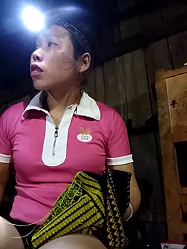 Ngocmi909 online show from January 13, 2026, 1:27 pm