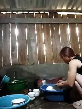 Ngocmi909 online show from April 14, 2026, 12:16 am