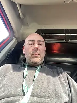 Richmcgee online show from March 26, 2026, 9:59 am