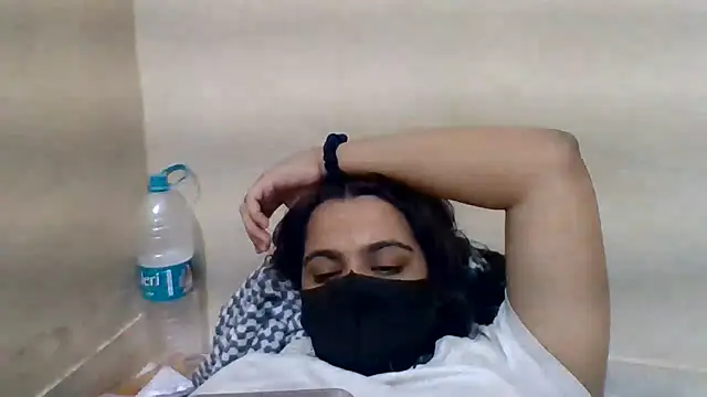 Snapshot of Vaani_Singha chatting on May 28, 2026, 5:32 pm Vaani Singha online show from May 28, 2026, 5:32 pm