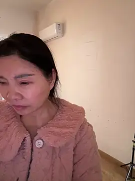 Snapshot of xiiuuff18 chatting on March 7, 2026, 1:24 am xiiuuff18 online show from March 7, 2026, 1:24 am