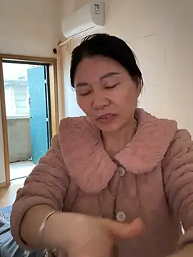 Snapshot of xiiuuff18 chatting on March 23, 2026, 1:09 am xiiuuff18 online show from March 23, 2026, 1:09 am